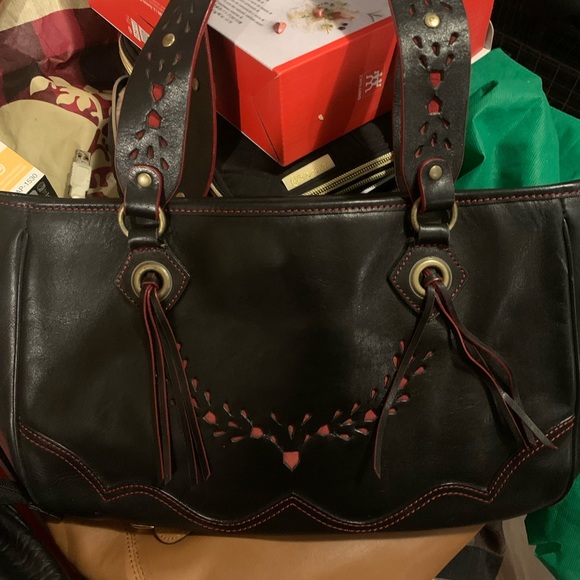 Assorted Leather Purse Bundle - No Bundle Pricing - Picture 4 of 6